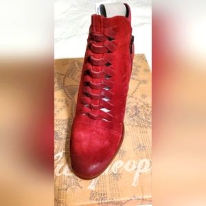 Free People Loveland Ankle Boot Red Sz. 37 NIB